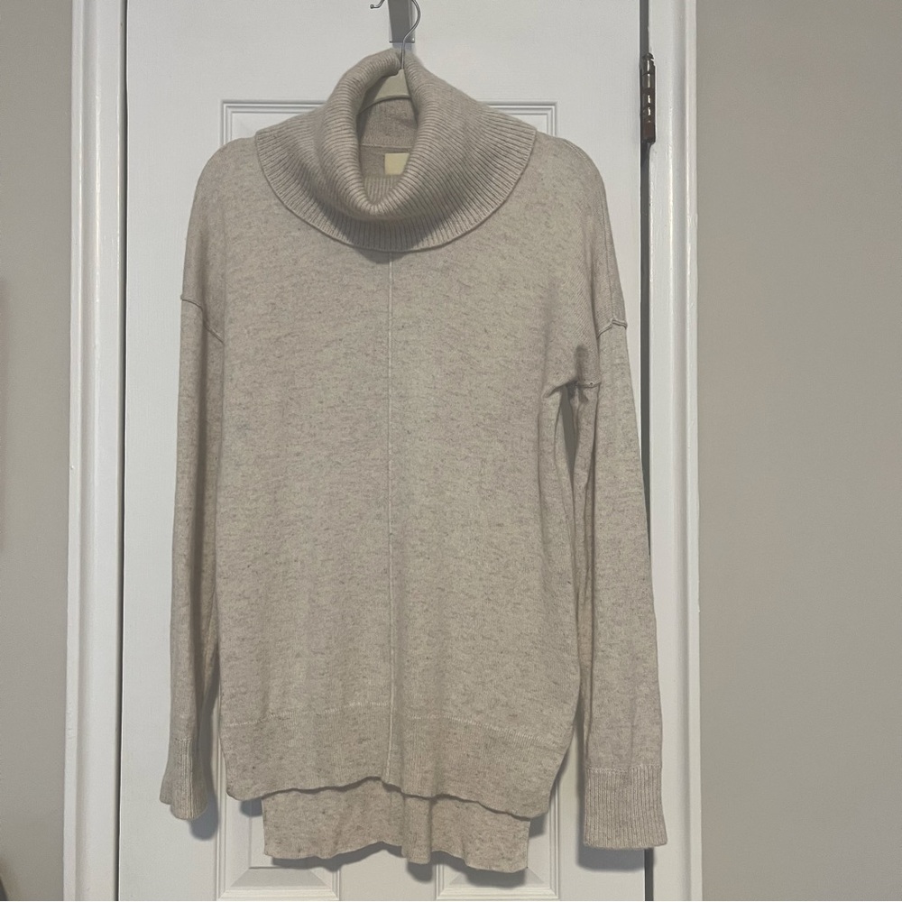 Cynthia Rowley cowl/turtle neck 2-play cashmere sweater. Size L, cream/oatmeal